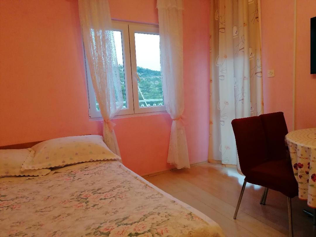Apartmani Milisa L Primošten Kültér fotó