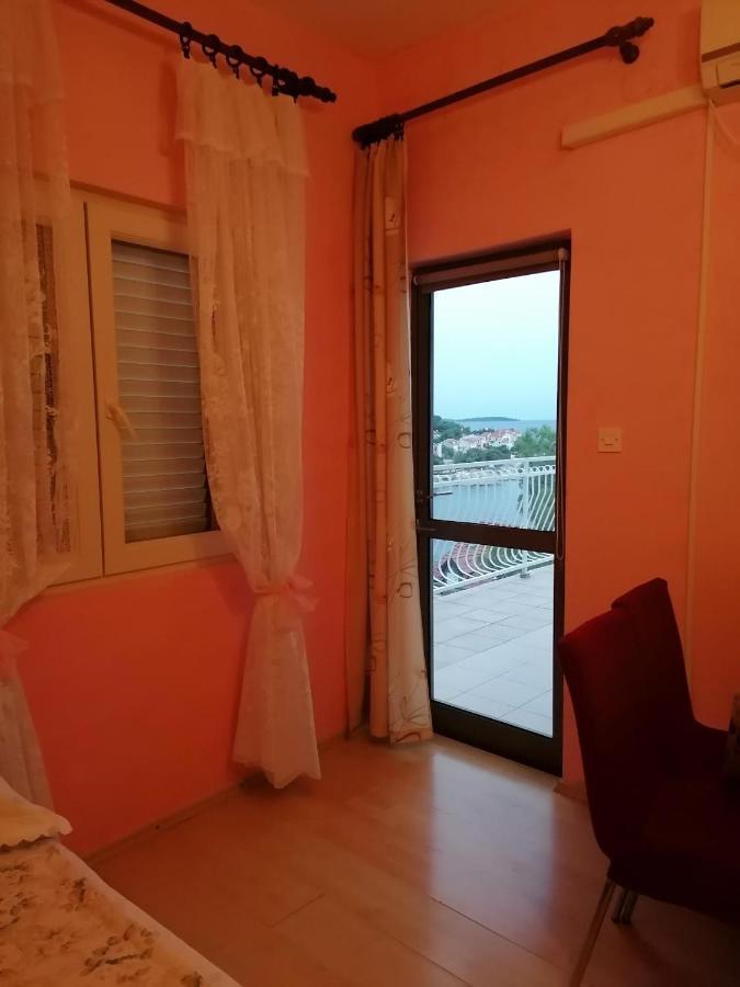 Apartmani Milisa L Primošten Kültér fotó